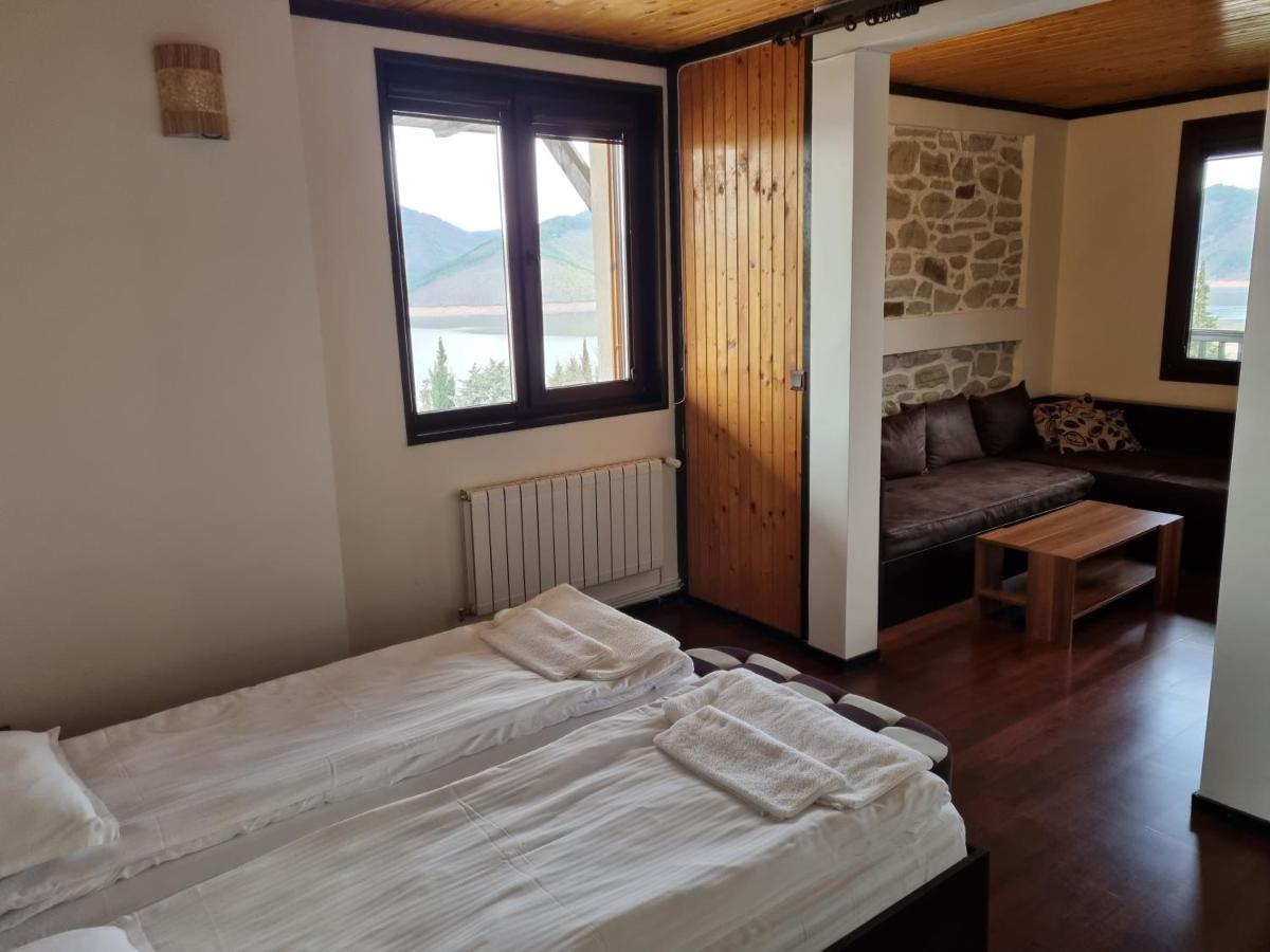 Trifon Zarezan Family Hotel 글라바타르트시 외부 사진