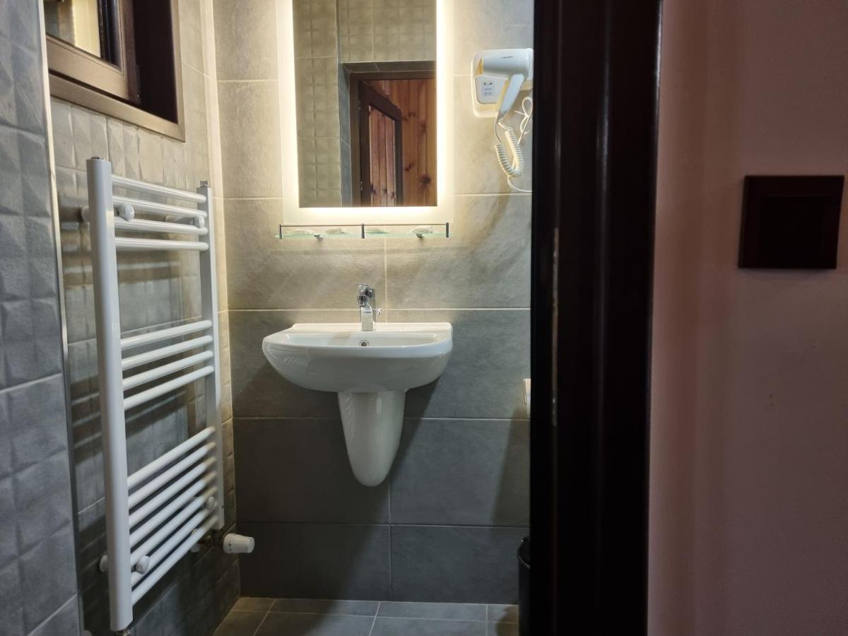 Trifon Zarezan Family Hotel 글라바타르트시 외부 사진